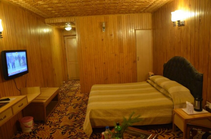Hotel Hilltop Gulmarg_5
